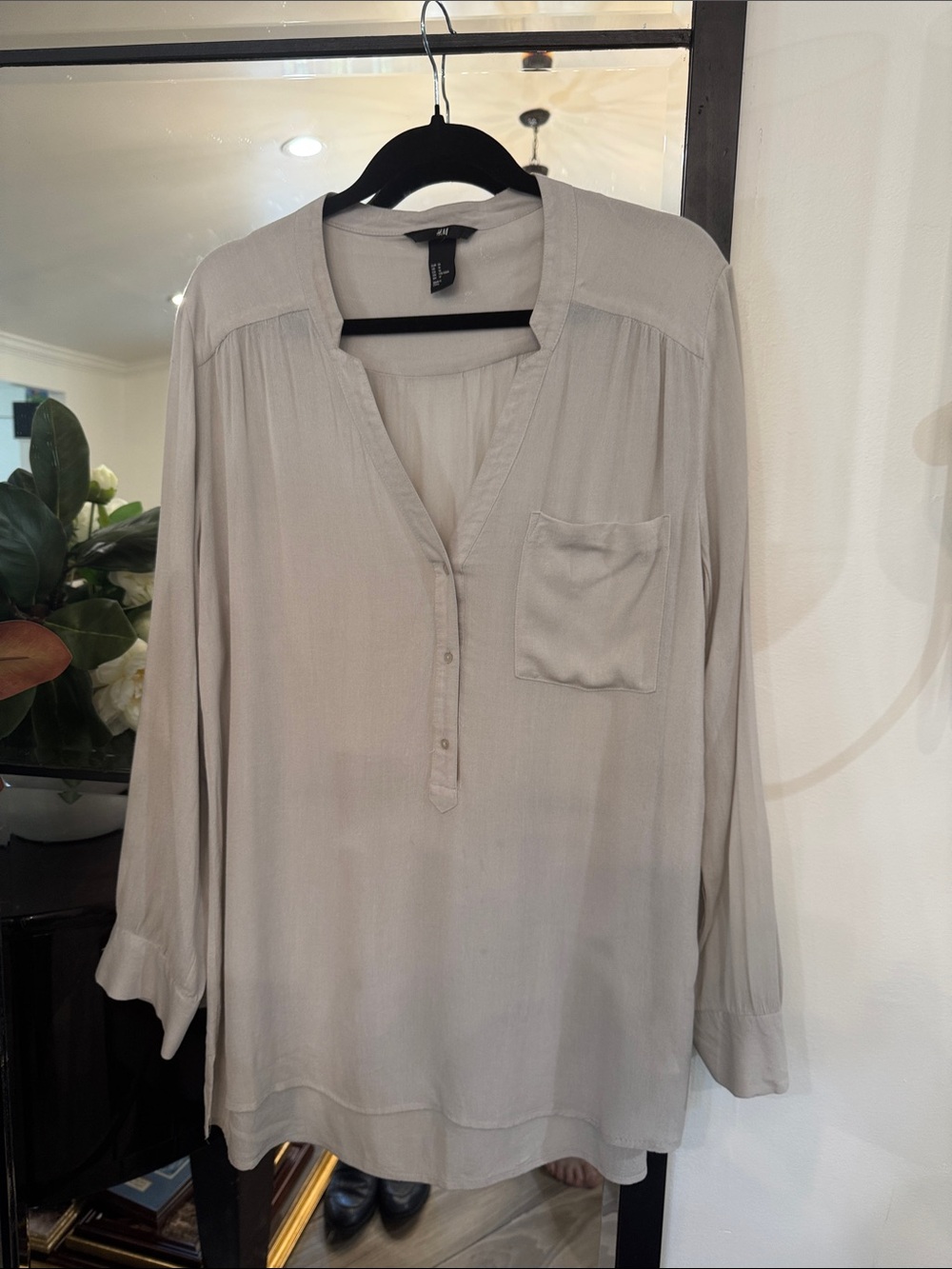 Light tan Women's Pullover Blouse with Pocket